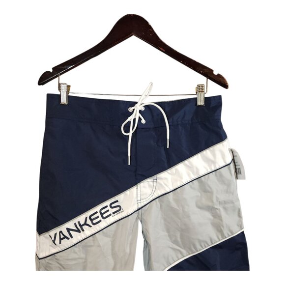 NWT MLB Genuine Merchandise New York Yankees Mesh-Lined Swim Trunks Men's L - Picture 3 of 6